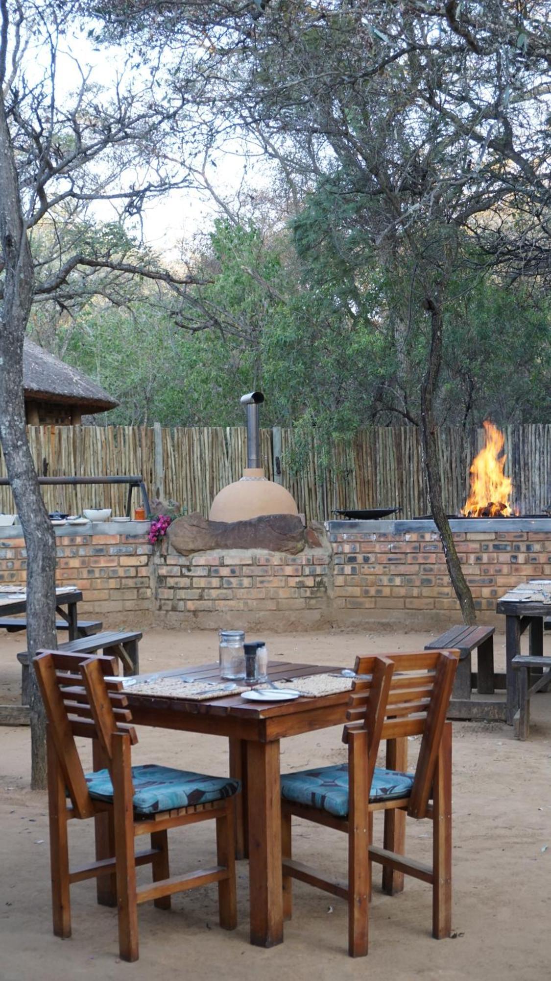 Hotel Honeyguide Ranger Camp Golders Green Esterno foto